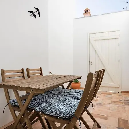 Apartment Sweet *